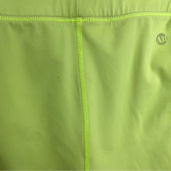 All Access Set Sports Bra Shorts Green Sz M - Picture 9 of 10